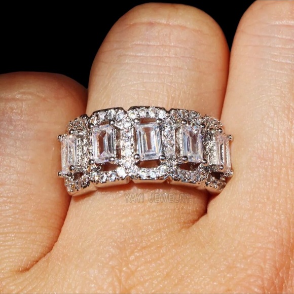 Zircon 925 Silver 5 Stone Band Ring - Picture 5 of 12